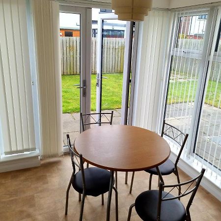 Modern 3 Bedroom Semi Detached Home Limavady Extérieur photo