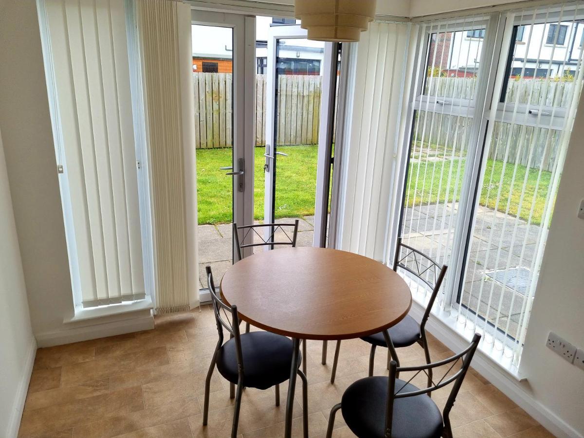 Modern 3 Bedroom Semi Detached Home Limavady Extérieur photo